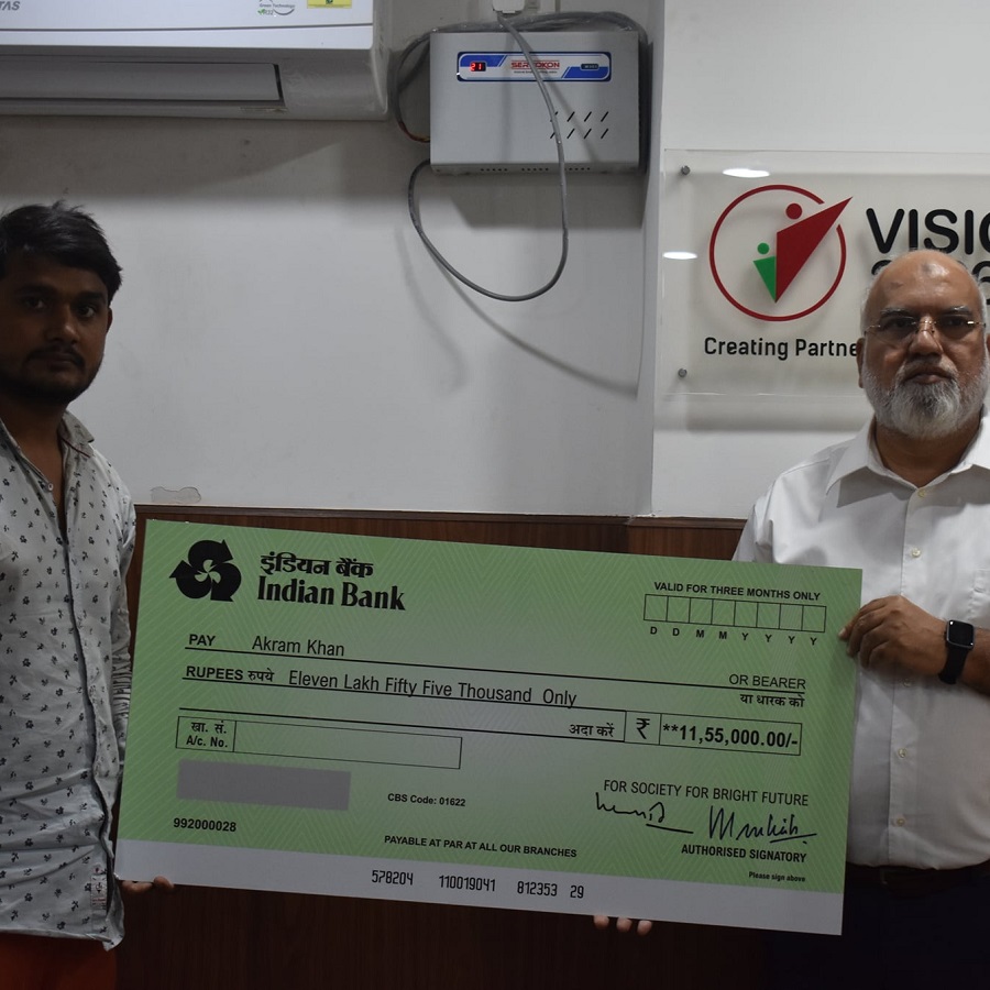 Medical Assistance Cheque for Artificial Arm by Muazzam Naik, General Seceretary, HWF